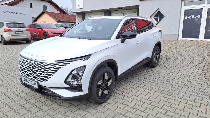 OMODA 5 - bílá - 612 000 Kč