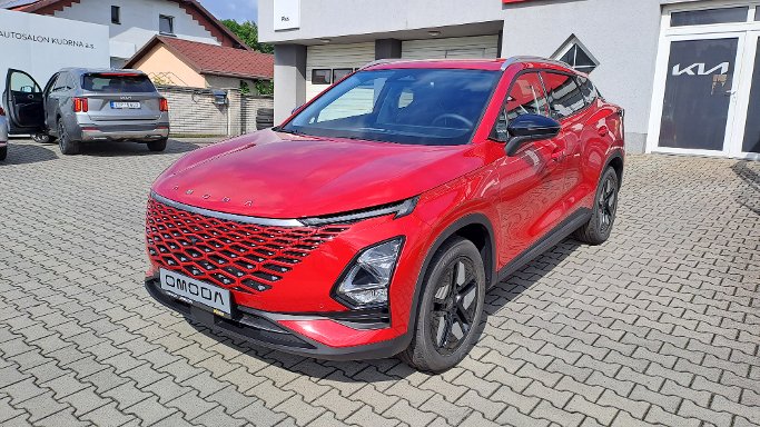 OMODA 5 - červená - 599 000 Kč